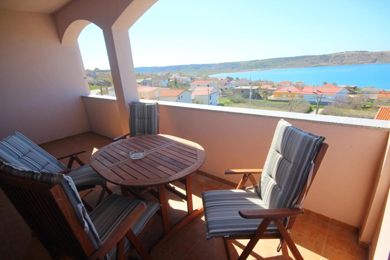 Apartments Njaco Ražanac Rum bild